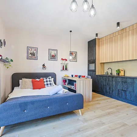 Heart Of łódź, Manufaktura, *