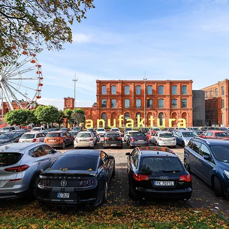 Heart Of łódź, Manufaktura, * Łódź